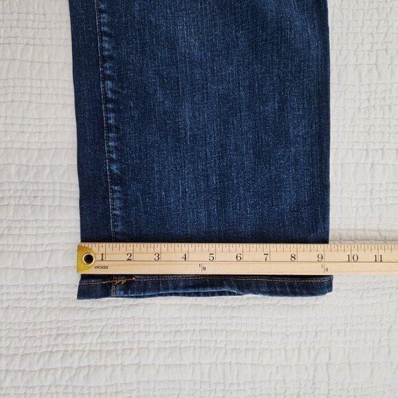 Tommy Hilfiger Jeans Men's 42x32 Stretch Medium Wash Denim Straight Leg EUC LN - Picture 7 of 15